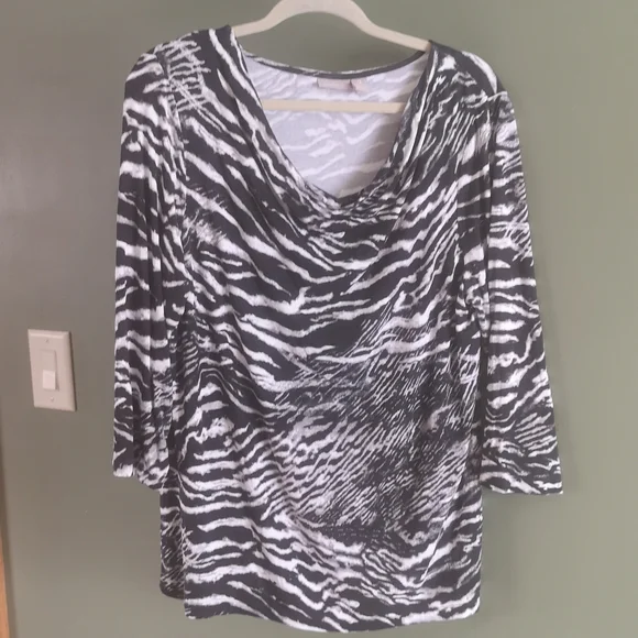 Chico's Zebra Print Cowl Neck 3/4 Sleeve Fashion Top Sz 3 Fits Like L or XL - Picture 4 of 12